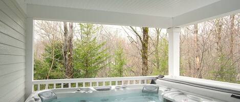 مغطس سبا خارجي