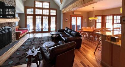 MT Snow. Ski on/off. Hot Tub