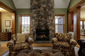 Interior - Spectacular 4 Season Home on Spruce Lake (Wilmington)