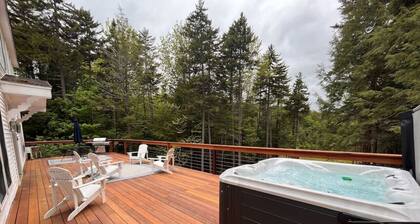 Lake Raponda-152, with Hot Tub