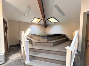 Interior - Mountainside Condo- 3bed/3Bath with amazing views. (Dover)