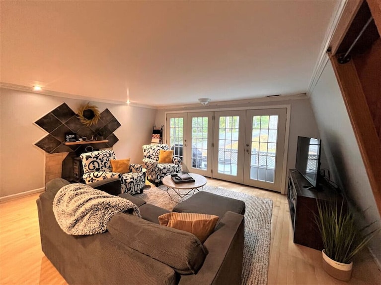 New! Mt Snow Chalet W/land, Privacy, Relaxation - Vermont