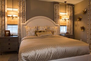 5 bedrooms, desk, iron/ironing board, WiFi