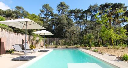 Villa Le Cyprès, 170 m² with heated swimming pool surrounded by pine trees