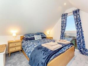 3 bedrooms, free WiFi, bed sheets