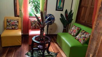 Design Cabin | Living area | 49-inch Smart TV with satellite channels