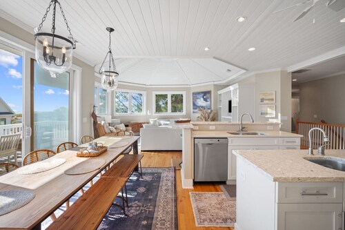 2nd Row Home, Ocean Views, Golf Cart Included-751 Marlin