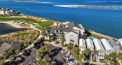 Hyp-Nautic Views, Cozy 1 BR/1.5 BA Condo 729 N Hampton Court