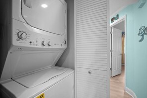 Interior - Hyp-Nautic Views, Cozy 1 BR/1.5 BA Condo 729 N Hampton Court (Fripp Island)