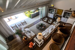 Living area - Tropical House (Paraty)