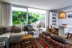 Interior - Tropical House (Paraty)