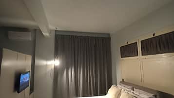 1 Schlafzimmer, BĂŒgeleisen/BĂŒgelbrett, kostenloses WLAN, BettwĂ€sche