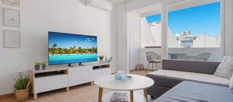 City center apartment by Costarentals - Ref 94