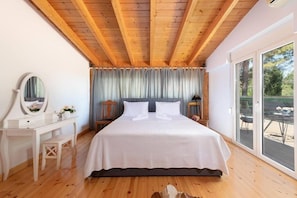 Room - Agrology Lux (Rhodes)