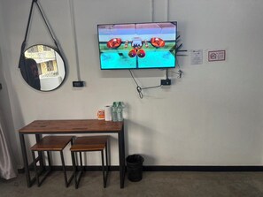 Living area - Sleep Owl Jomtien (Pattaya)