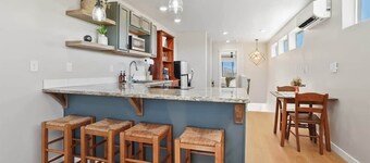 Private Caldwell Guesthouse w/ King Bed, Balcony & Kitchenette