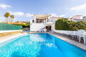 Pool - Villa PONENT, Son Bou, 8 pax, AC, private pool and wifi (Son Bou)