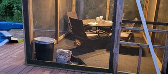 The Getaway House with Hot Tub and Pool. Pet Friendly