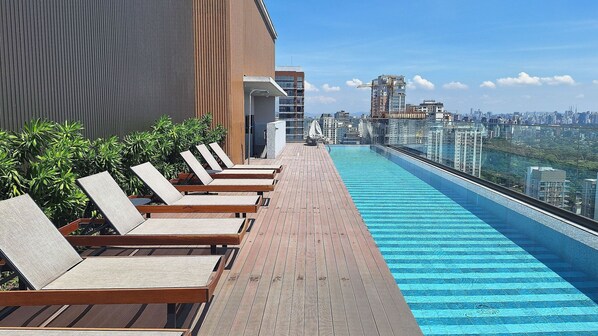 Piscina externa