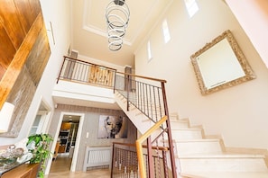 Interior - Villa Blanca Lux - Five Bedroom Villa, Sleeps 11 (Busot)