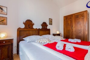 4 Schlafzimmer, Bügeleisen/Bügelbrett, WLAN, Bettwäsche
