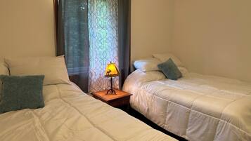 2 bedrooms, WiFi, bed sheets