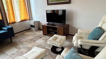 Smart TV, DVD player