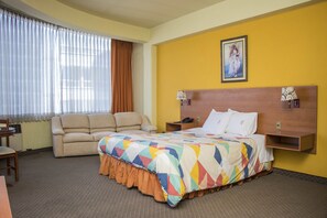 房內夾萬、隔音、熨斗/熨衫板、免費 Wi-Fi