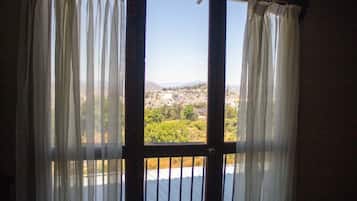 Comfort Room | Balcony