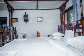 Chambre Deluxe double ou avec lits jumeaux | Accès au Wi-Fi (inclus)