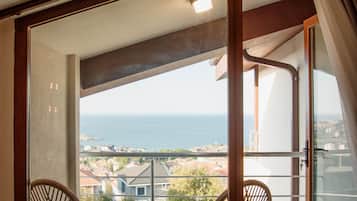 Panoramic Double Room | Egyptian cotton sheets, premium bedding, minibar, in-room safe