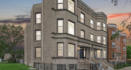 Luxury Stay on UChicago Campus 11 min walk to hospitals
