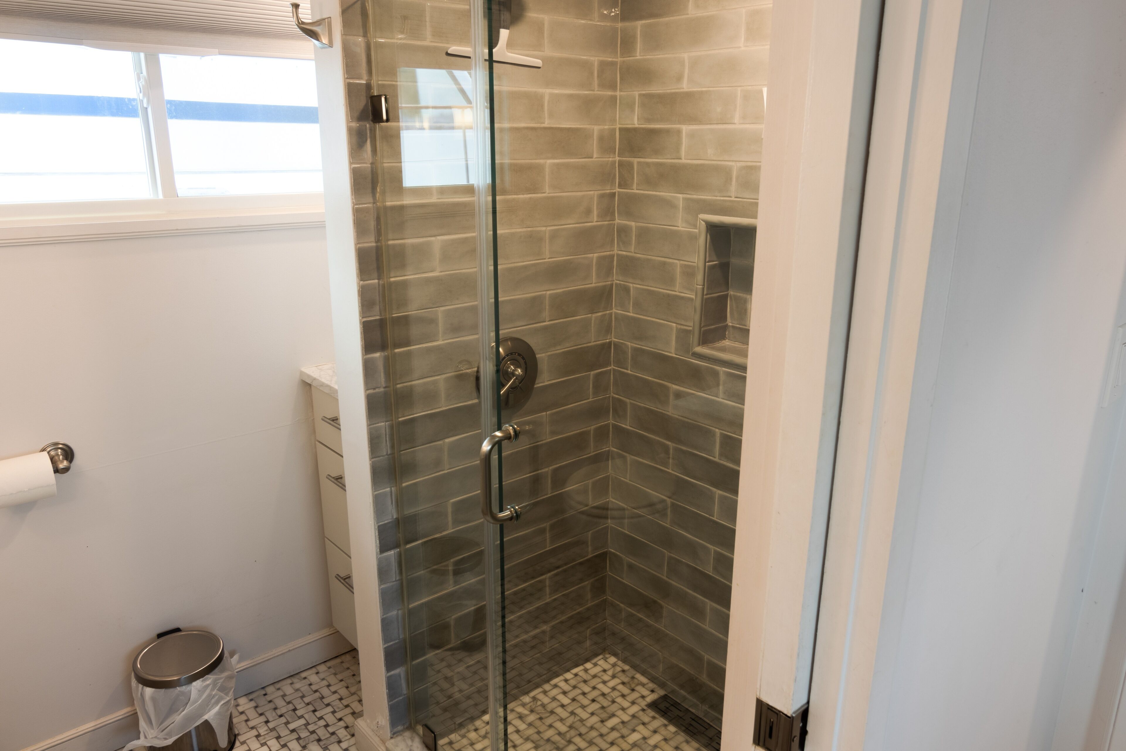 Hårtørrer, håndklæder