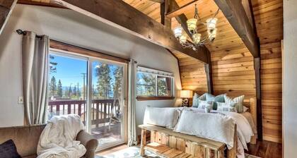 Spacious Cabin Across From Beach!