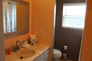 Shower, towels