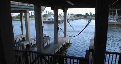 610 E. Port Up - Nestled in the Harbor, Great Views!