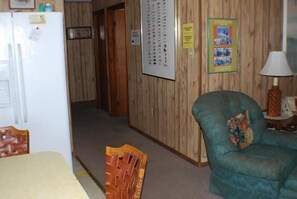 Interior - 736 North Shore - Quaint Home on the Water! (Port Mansfield)