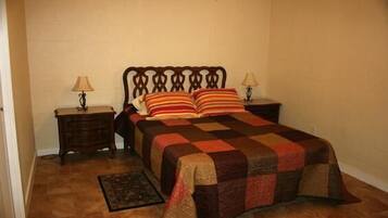 2 bedrooms, bed sheets