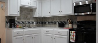 401 Legion-Back - - Just Remodeled, Cozy 1 Bedroom