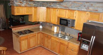513 North Shore - Water View! Cozy & Inviting for a relaxing weekend stay!