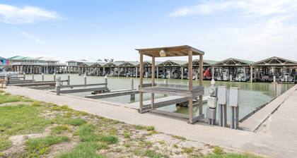 834 Laguna C - Large, spacious 3 BD/2BA that gives a homely vibe