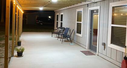 201 Matagorda - Cozy, Spacious Newly Remodeled Getaway!