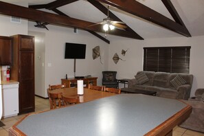 TV - 1236 Port South - You will know what it feels like to live in paradise! (Port Mansfield)