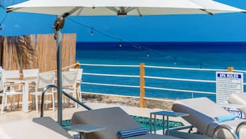 Sun deck