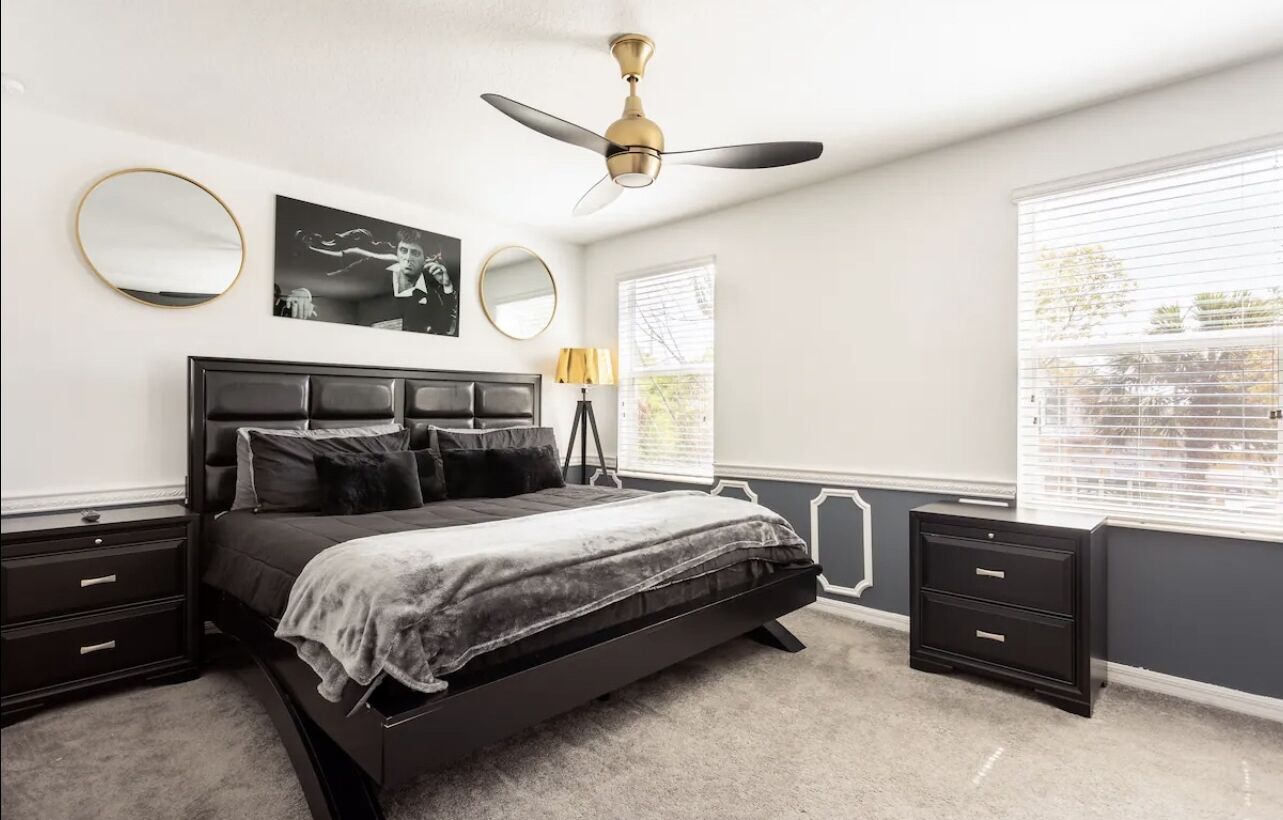 3 bedrooms, in-room safe, iron/ironing board, travel cot