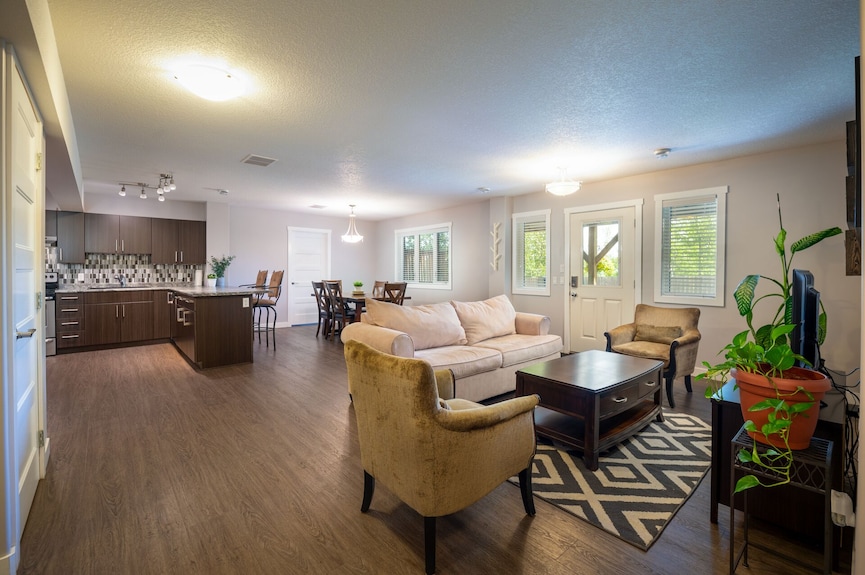 Muskeg Creek Suite - Athabasca