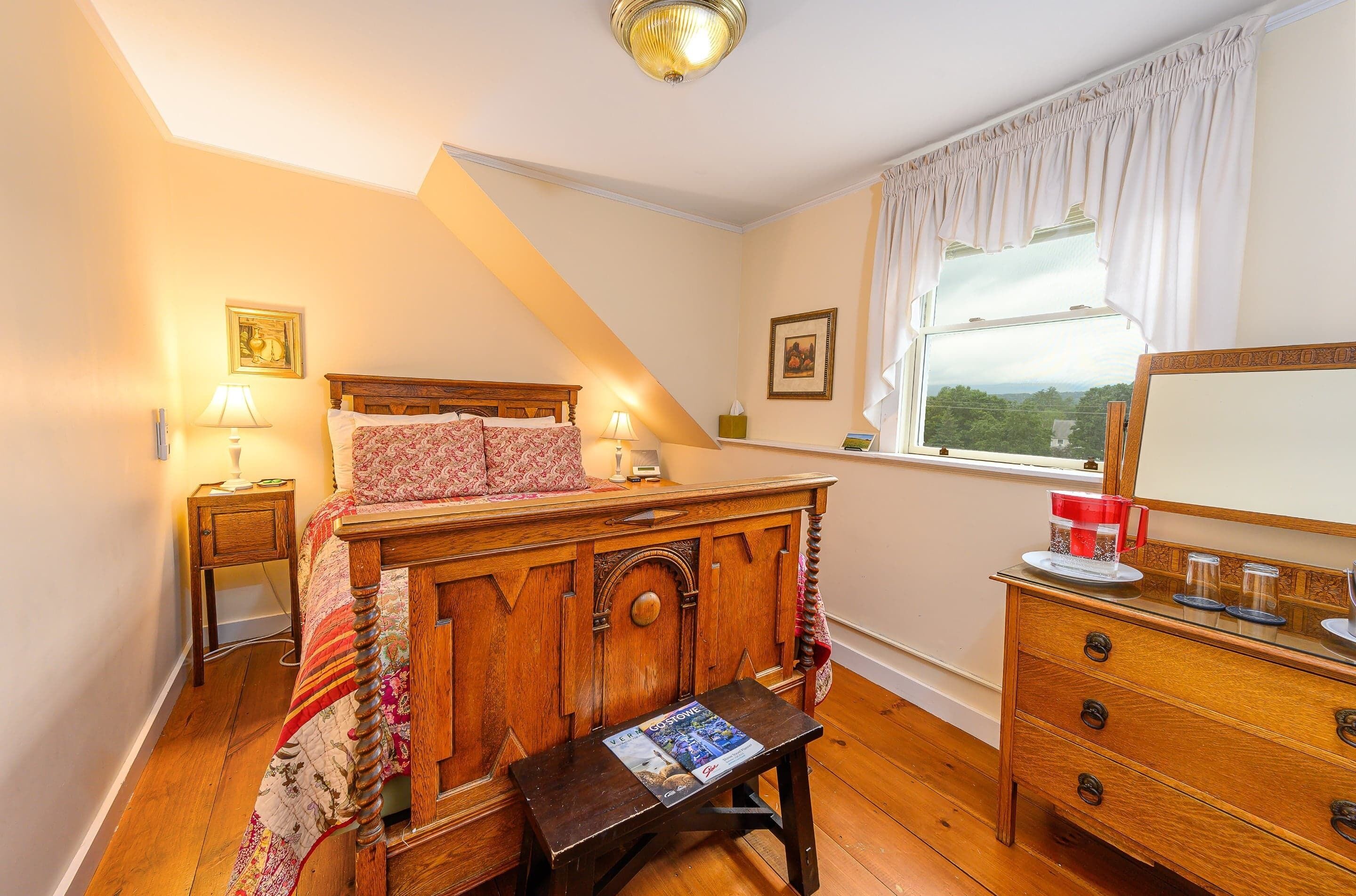 1 chambre, fer et planche à repasser, Wi-Fi gratuit, draps fournis