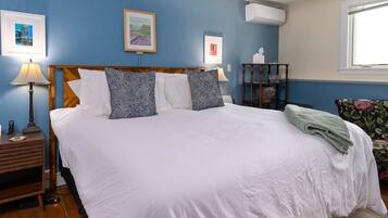 1 habitación, tabla de planchar con plancha, wifi gratis y ropa de cama