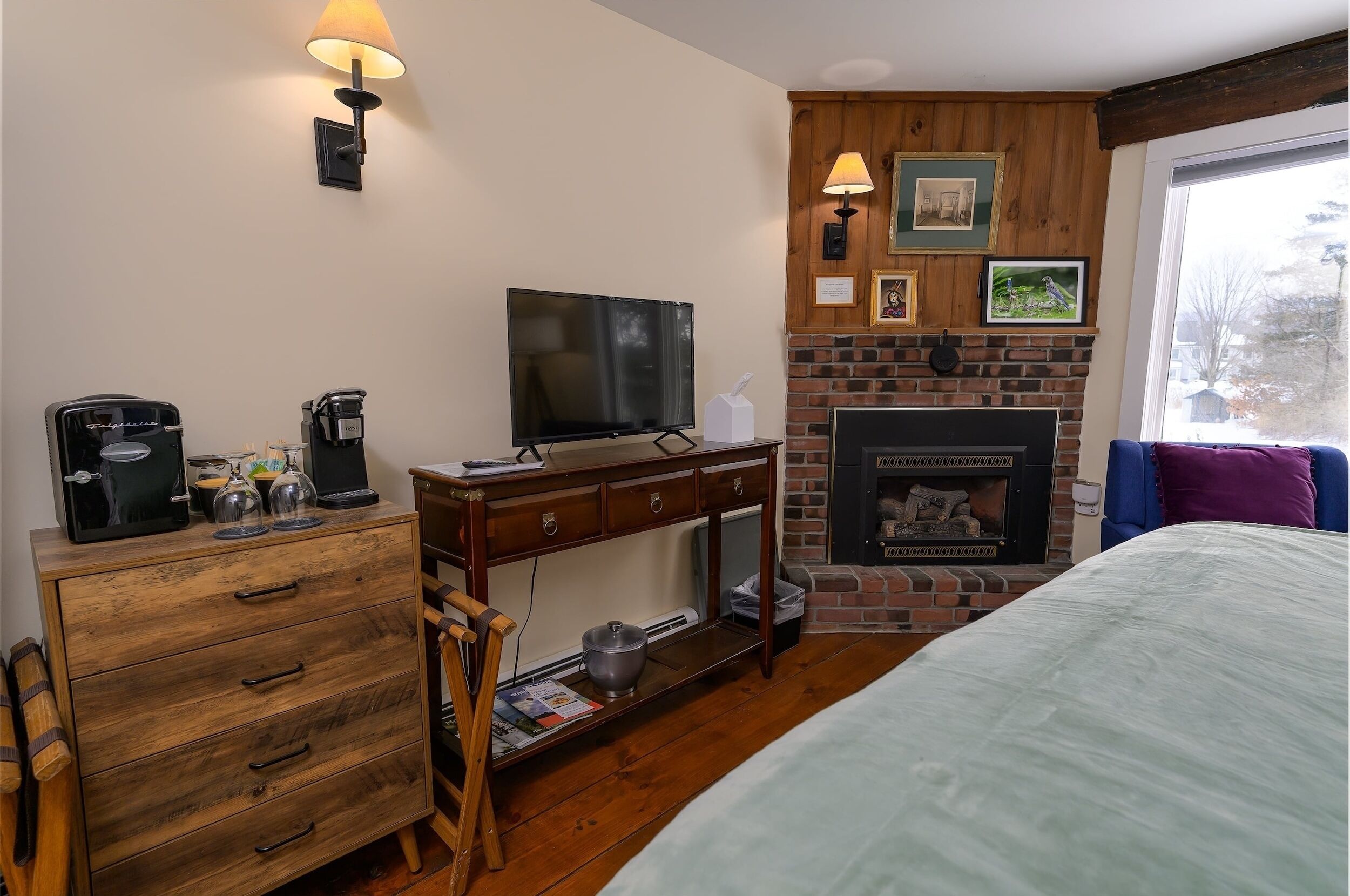 1 chambre, fer et planche à repasser, Wi-Fi gratuit, draps fournis