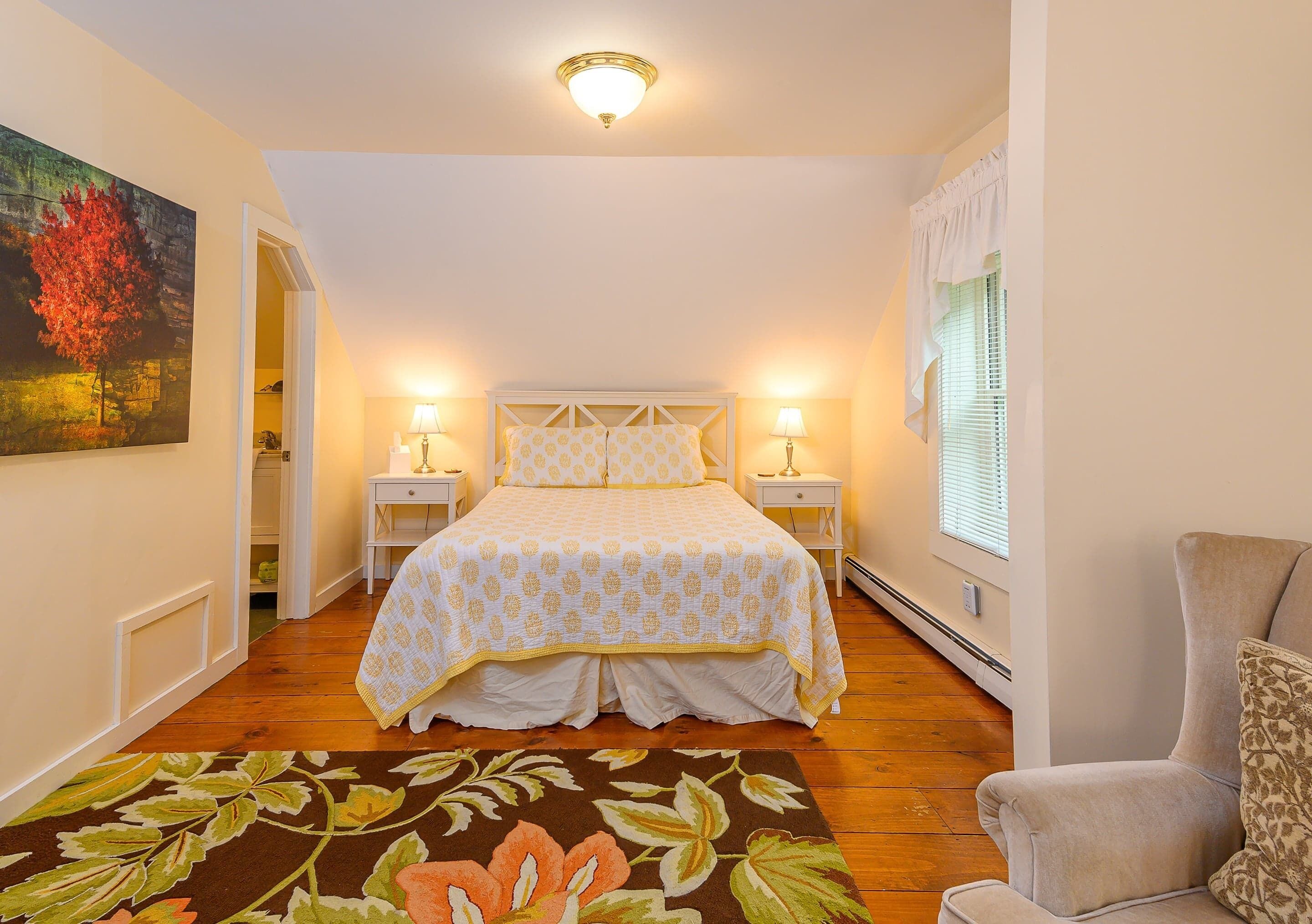 1 habitación, tabla de planchar con plancha, wifi gratis y ropa de cama 